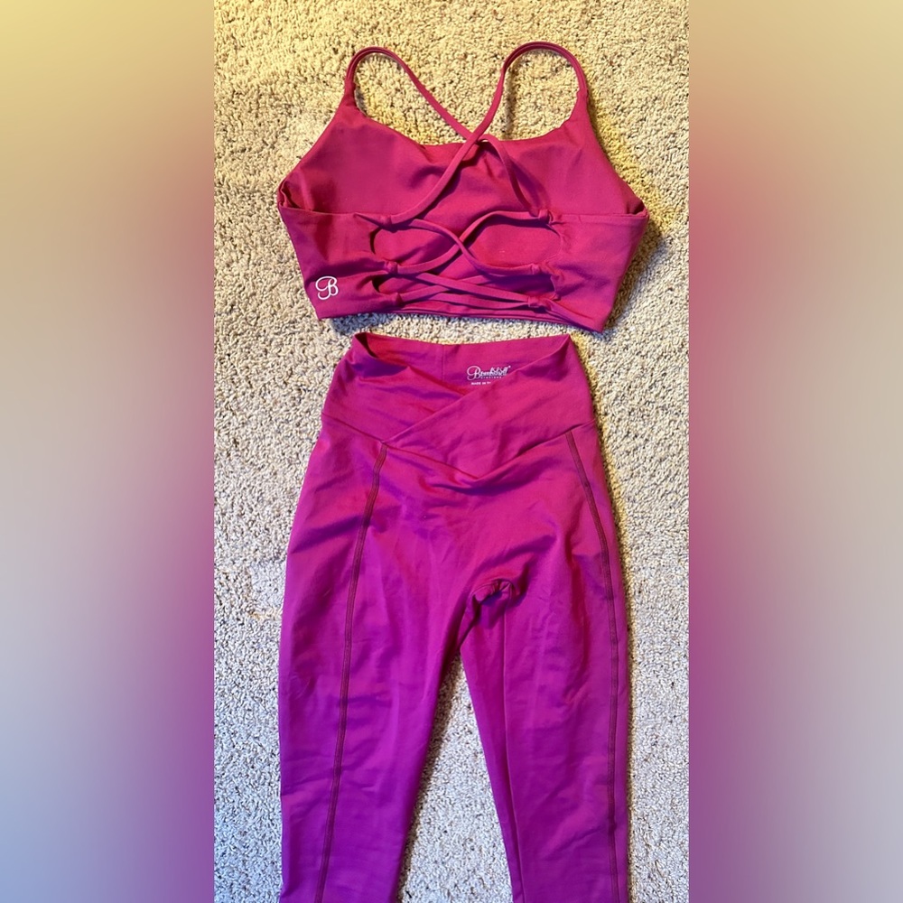 Bombshell size M bra size M bottoms